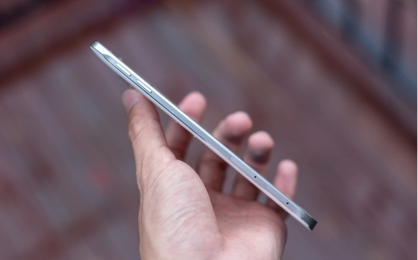 诠释轻奢理念,三星 Galaxy A8 体验 - 盖乐世社区