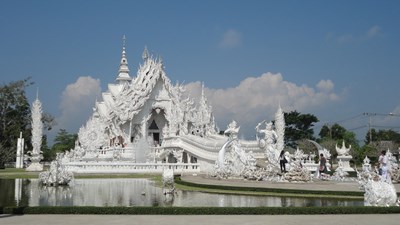 恋之风景  高大上的白庙