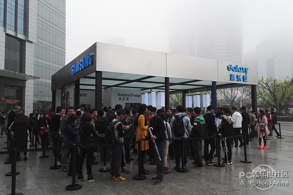 三星Galaxy S7\/S7 edge全国首销活动现场 - 盖