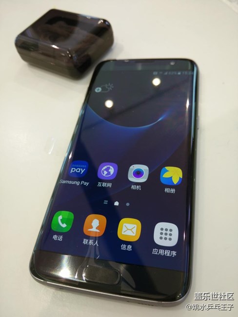 s7edge黑色到货!正常使用中有轻微发热,掉电有