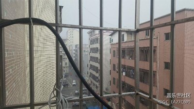 暴雨