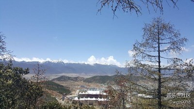 爬山看景