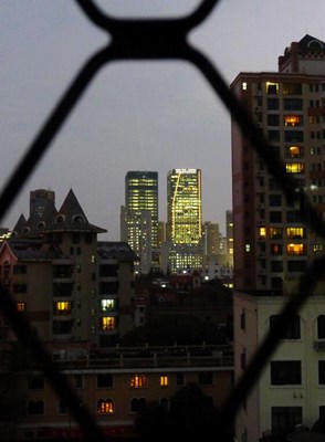 窗外静静的夜