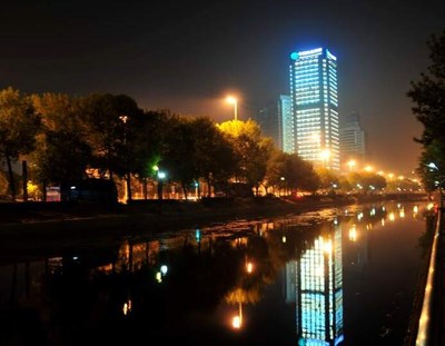 津城的夜景 