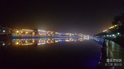 小城一景