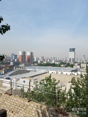市区山上！