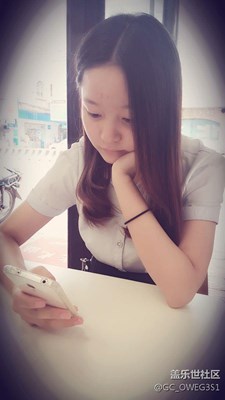 时间像掌心里的沙子，握的越紧，逃的越快