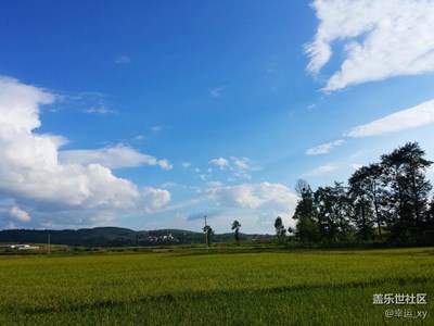 乡村的天空，寂静的村庄，新鲜的空气，有着独特的魅力