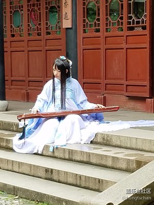 琴音缭绕