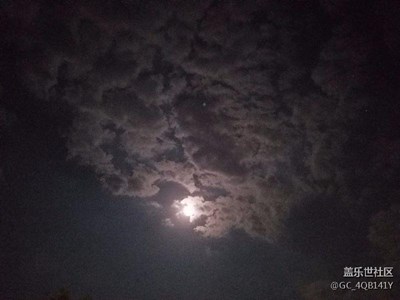 中秋前夜的月亮🌙，求助如何拍好月亮啊？
