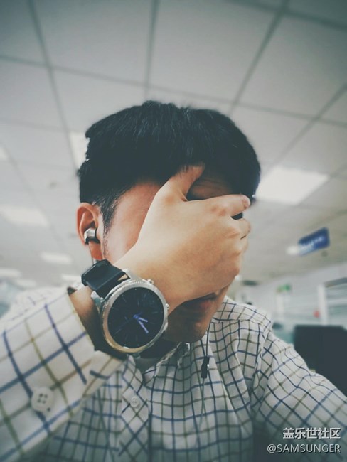 Gear S3 戴起来简直不要太COOL！！！