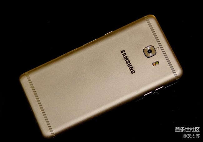 走心之作三星C系中国特供机又添新成员Galaxy C9 Pro