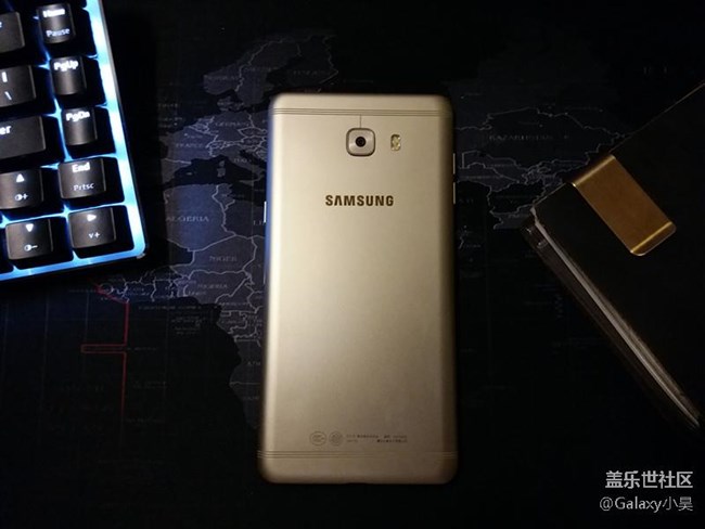 【享乐体验团】大的刚刚好，Galaxy C9 Pro外观图赏