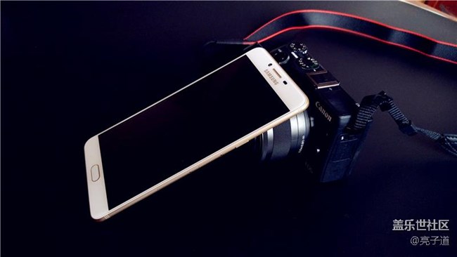 三星C系列是否称得上旗舰？三星首款6GB RAM C9 Prp给你答案