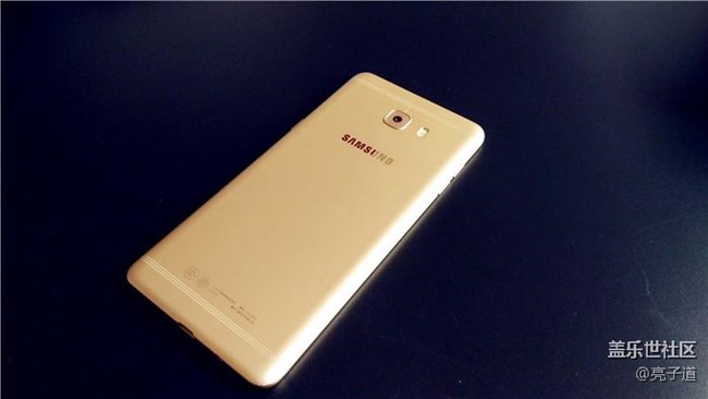 三星C系列是否称得上旗舰？三星首款6GB RAM C9 Prp给你答案