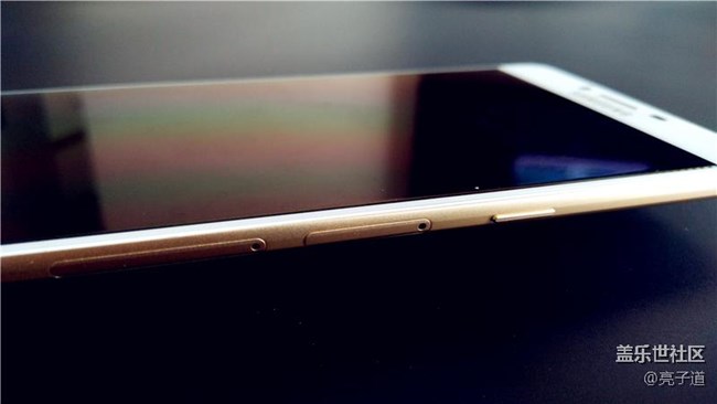 三星C系列是否称得上旗舰？三星首款6GB RAM C9 Prp给你答案