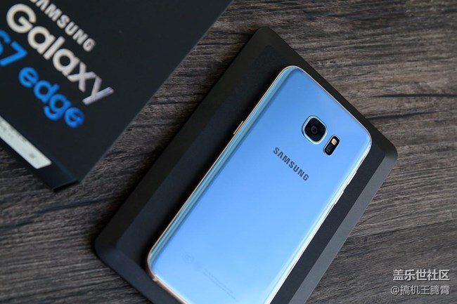 再度续写曲面传奇，珊瑚蓝版三星Galaxy S7 edge惊艳四射