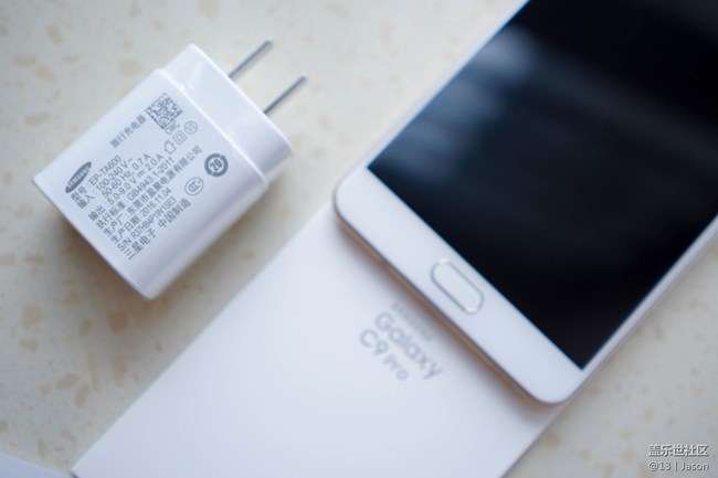 远远不止刚刚好 三星轻旗舰Galaxy C9 Pro