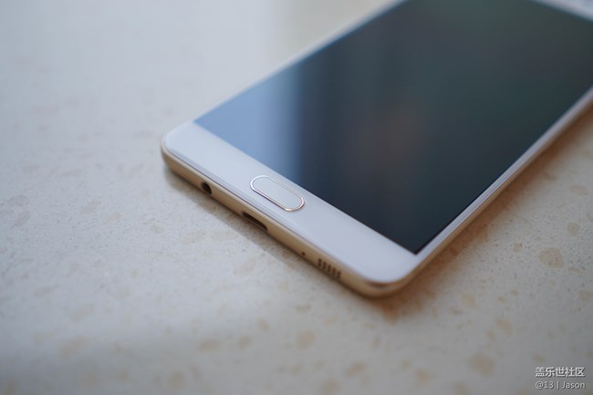 远远不止刚刚好 三星轻旗舰Galaxy C9 Pro