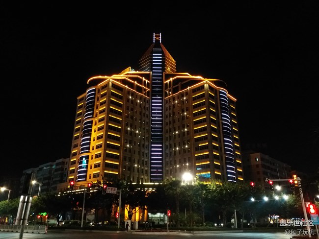 内外兼修的轻旗舰 三星Galaxy C9 Pro体验