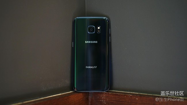 没有双曲面也依旧很美 — 三星S7图赏