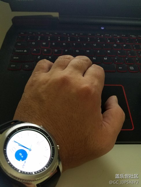 【用科技智造时间】与她结缘，为她点赞