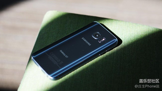 没有双曲面也依旧很美 — 三星S7图赏