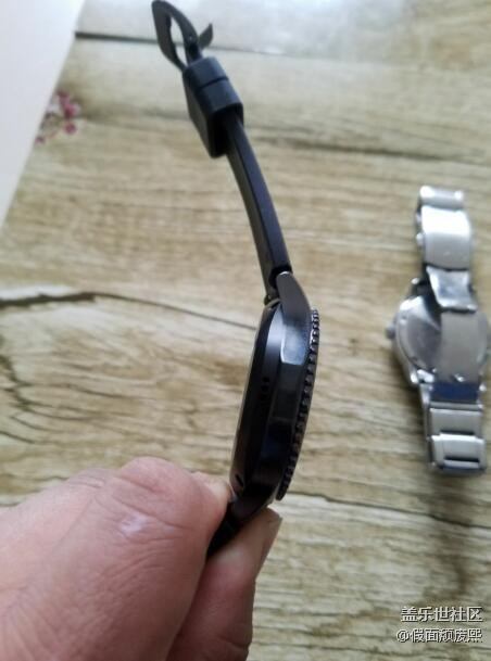 【用科技智造时间】千呼万唤始出来，今天S3先锋到货。