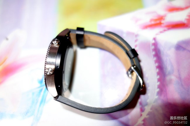 【用科技智造时间】Gear S3上手试玩及与Apple Watch对比