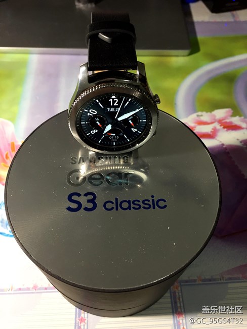 【用科技智造时间】Gear S3上手试玩及与Apple Watch对比