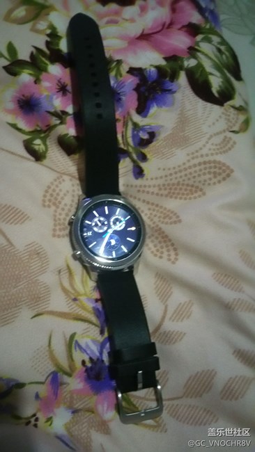 【用科技智造时间】三星Gear  S3