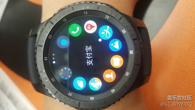【用科技智造时间】期待后续微信QQ三星支付的支持！