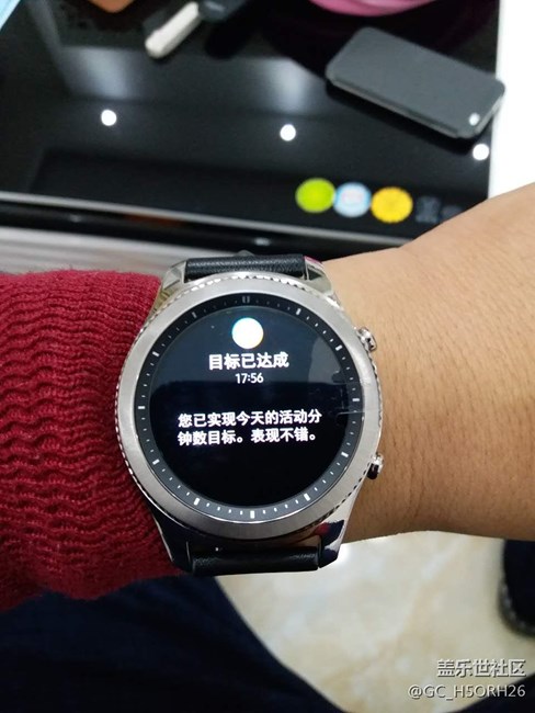 【用科技智造时间】三星gear s3你还让别的手表怎么卖？