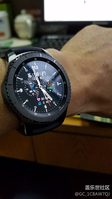 【用科技智造时间】三星S3智能手表又炫又酷