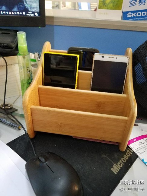星币商城兑换的礼品，快来看，猜猜手机型号