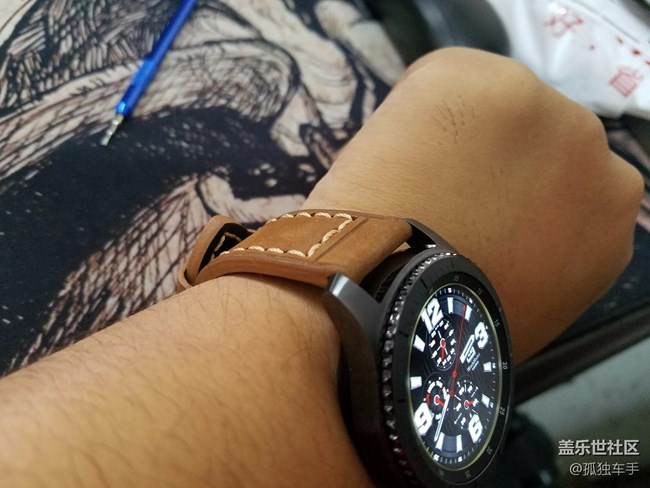 Gear s3 先锋版 更换新表带