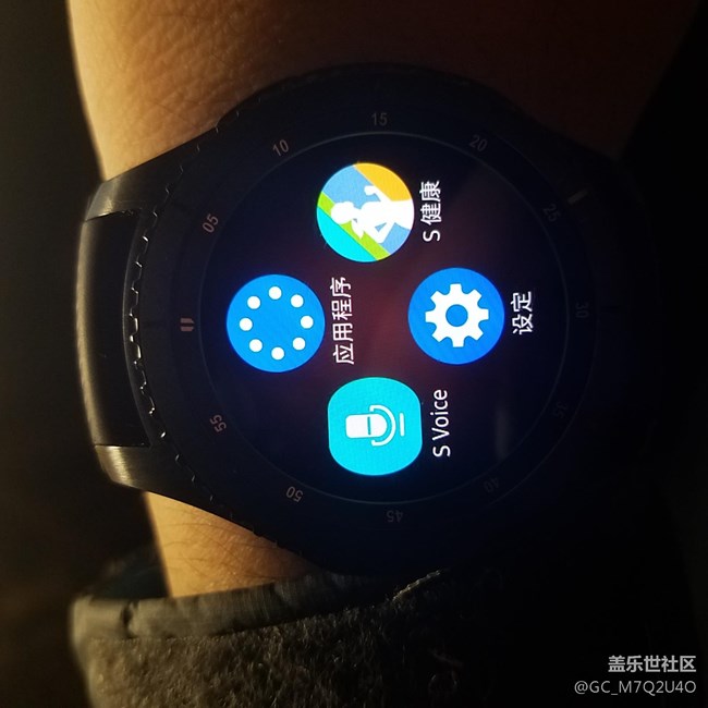 【用科技智造时间】gear s3 先锋版 终于到手了！