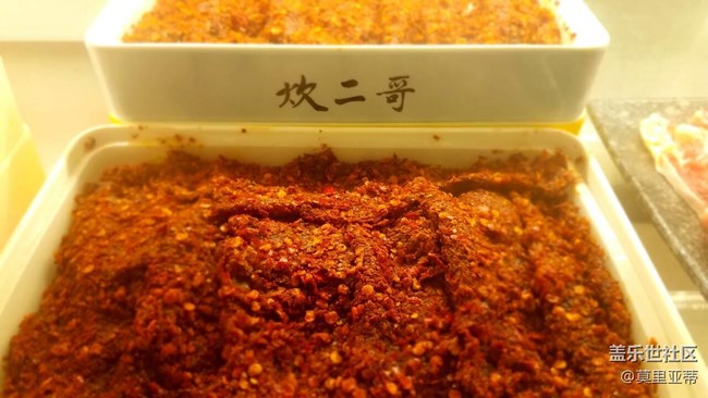 椒和辣椒的香艳相逢，是味蕾和神经之间电光火石般的碰撞