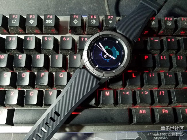 【用科技智造时间】啦啦啦，年轻人的第一块智能手表