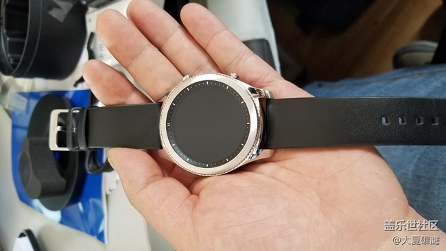 【用科技智造时间】三星gear S3 颠覆传统，智造时间