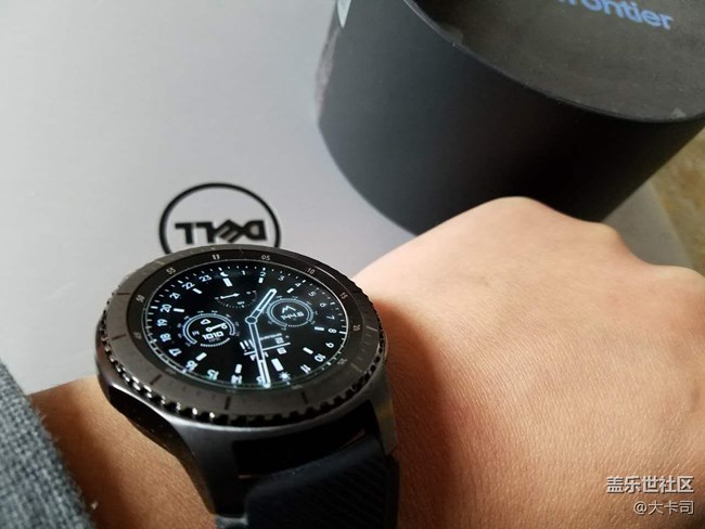 【用科技智造时间】Gear S3 frontier，去年买表，迟来的喜欢