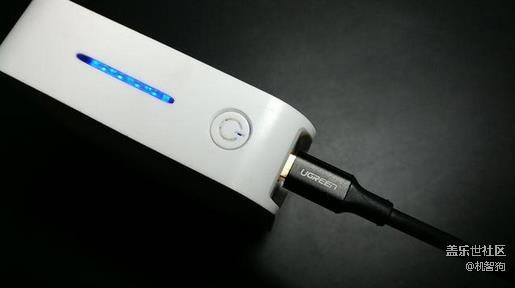 你肯定没见过，不是Type-C也可以正反插的安卓数据线