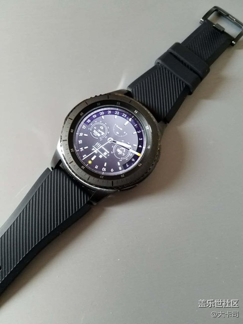 【用科技智造时间】Gear S3 frontier，去年买表，迟来的喜欢