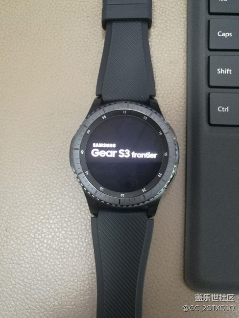 gear s3终于收到了！