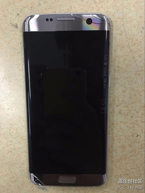 S7 Edge 手机屏
