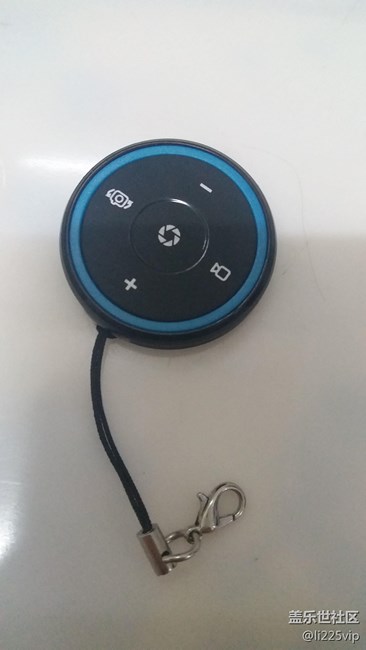 自拍杆到了