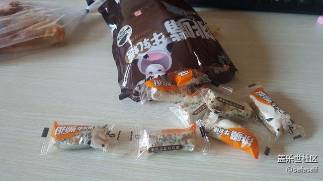 牛轧糖好，希望note5早日吃上牛轧糖！