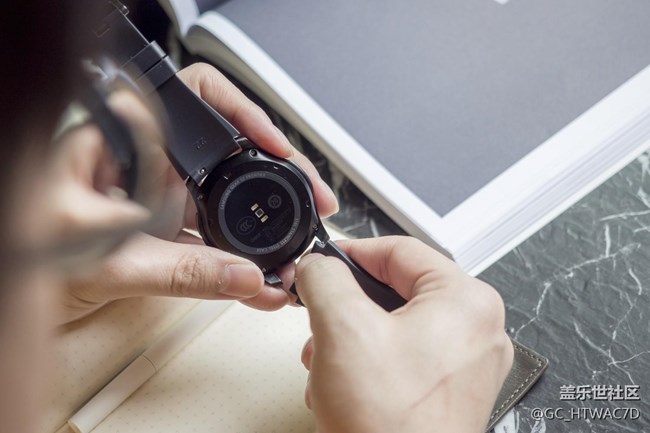 【用科技智造时间】三星Gear S3评测:最强智能