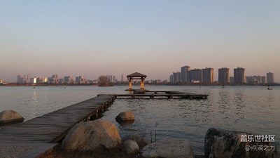 徐州冬日没霾的大龙湖