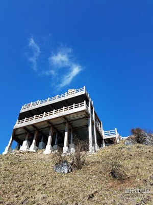 窗含西岭千秋雪